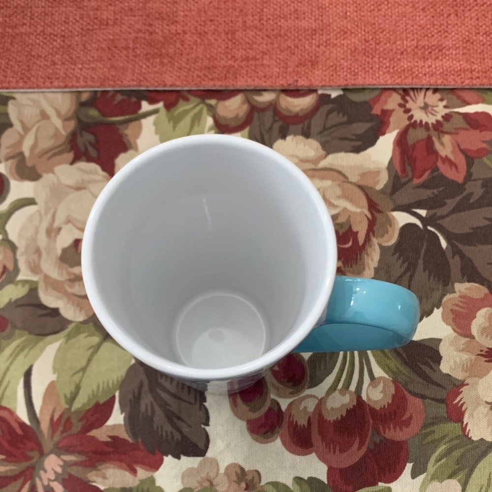 Food Network Penguin Mug with Light Blue Handle - Picture 4 of 4